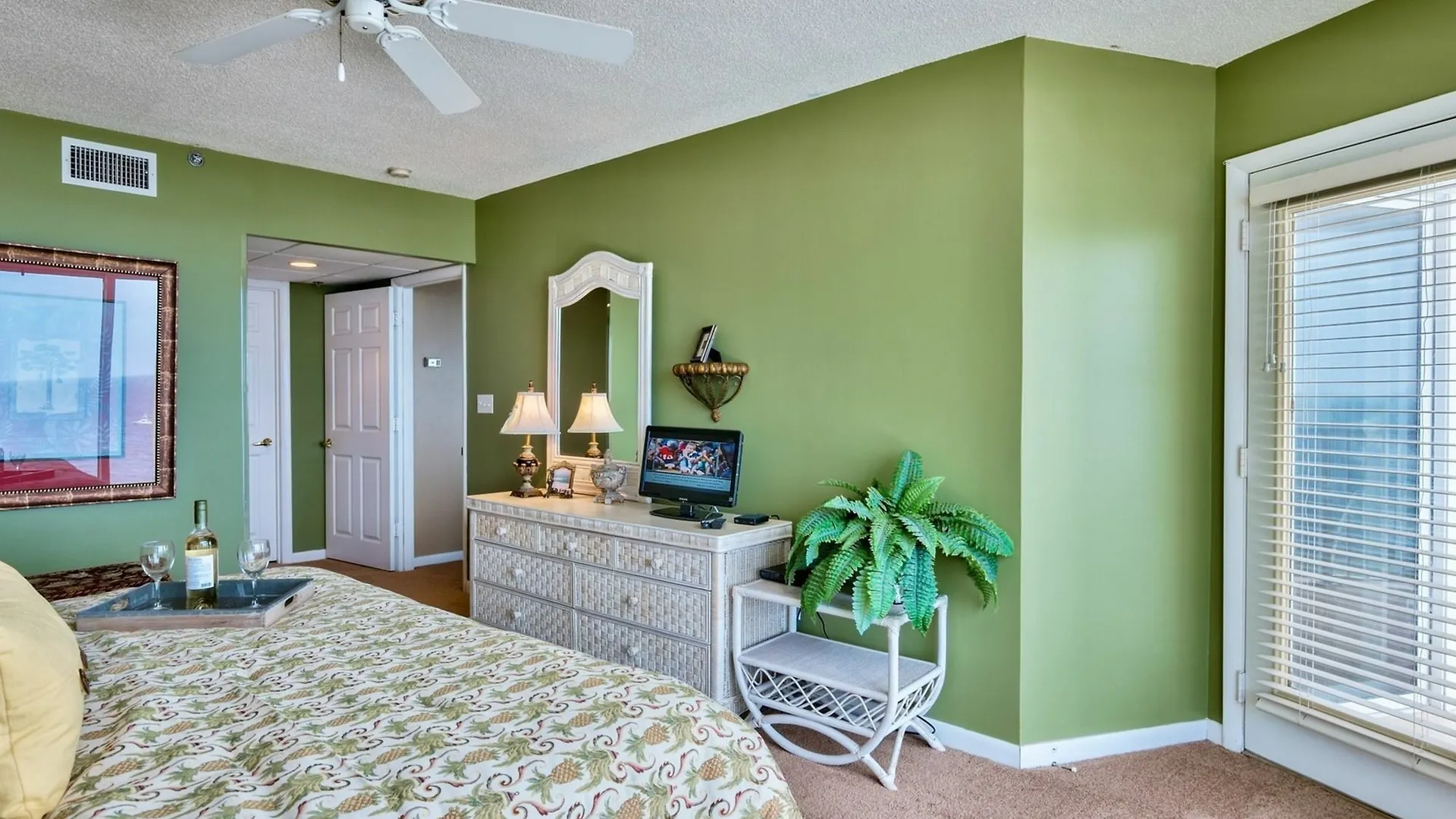 Hotel Long Beach 2 1103 345069 By Redawning Panama City Beach