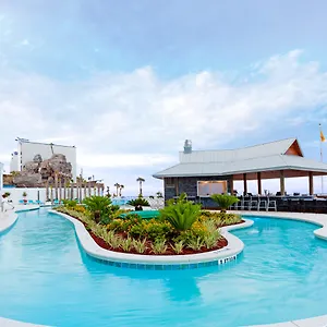 Express & Panama Beachfront By Ihg *** Panama Stadt